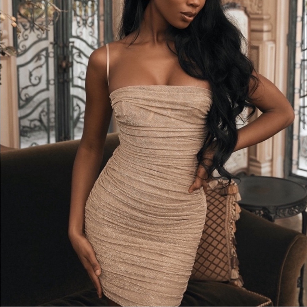 Shimmer golden dress House of Cb